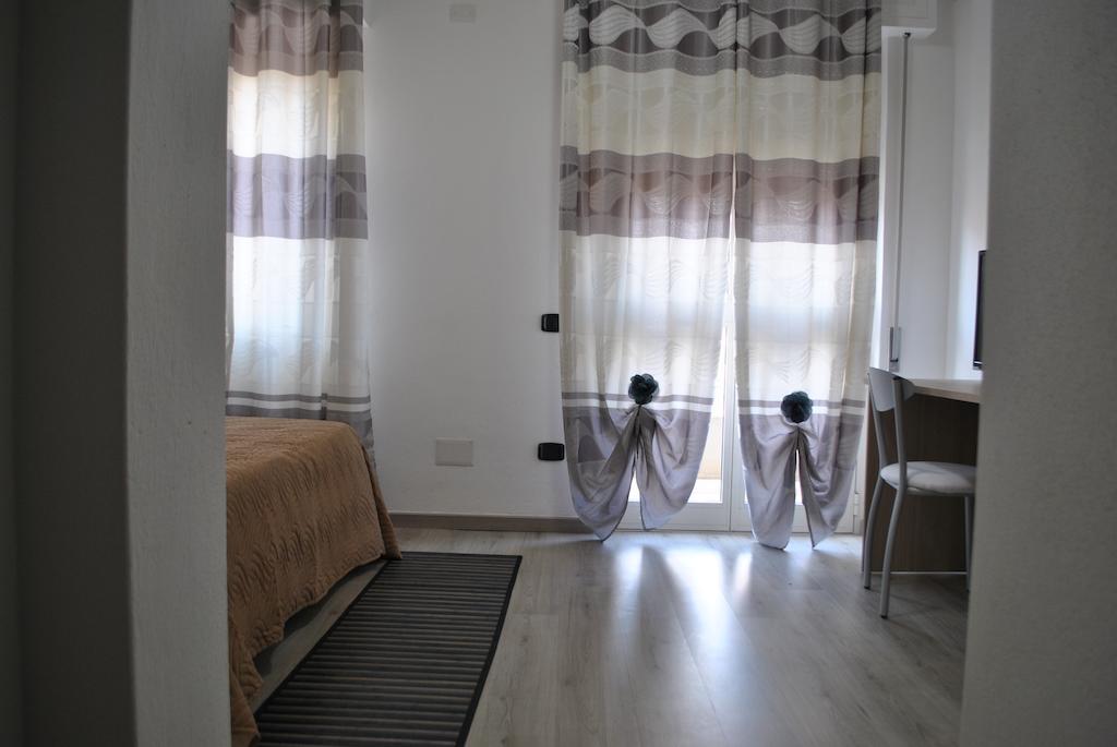 Raxul Room Sestu Екстериор снимка